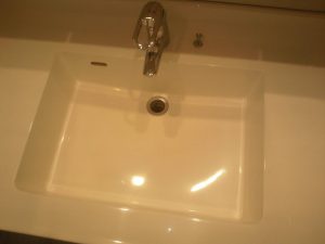 ツヤツヤになった洗面化粧台ボール