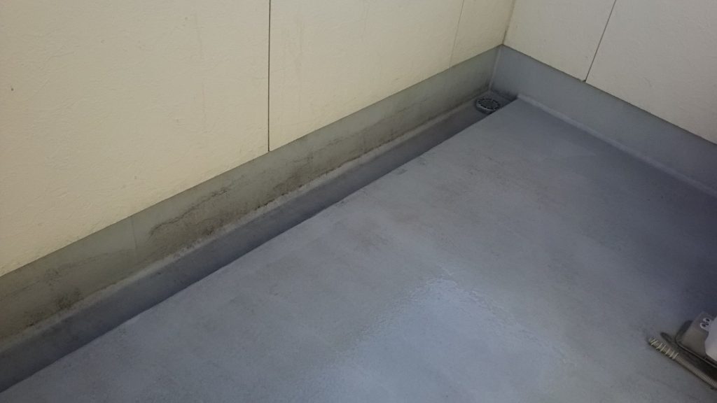 北名古屋市の戸建て2階ベランダ清掃後