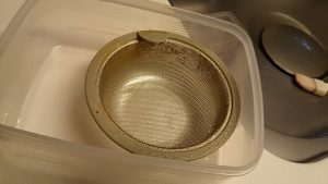 流しの丸い排水溝