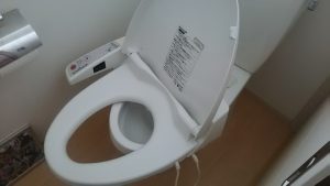 ウォシュレットを取り外す