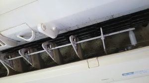 エアコン吹き出し口のカビ