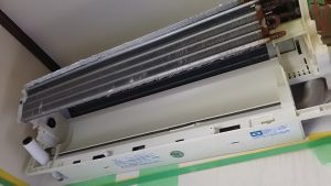エアコン本体